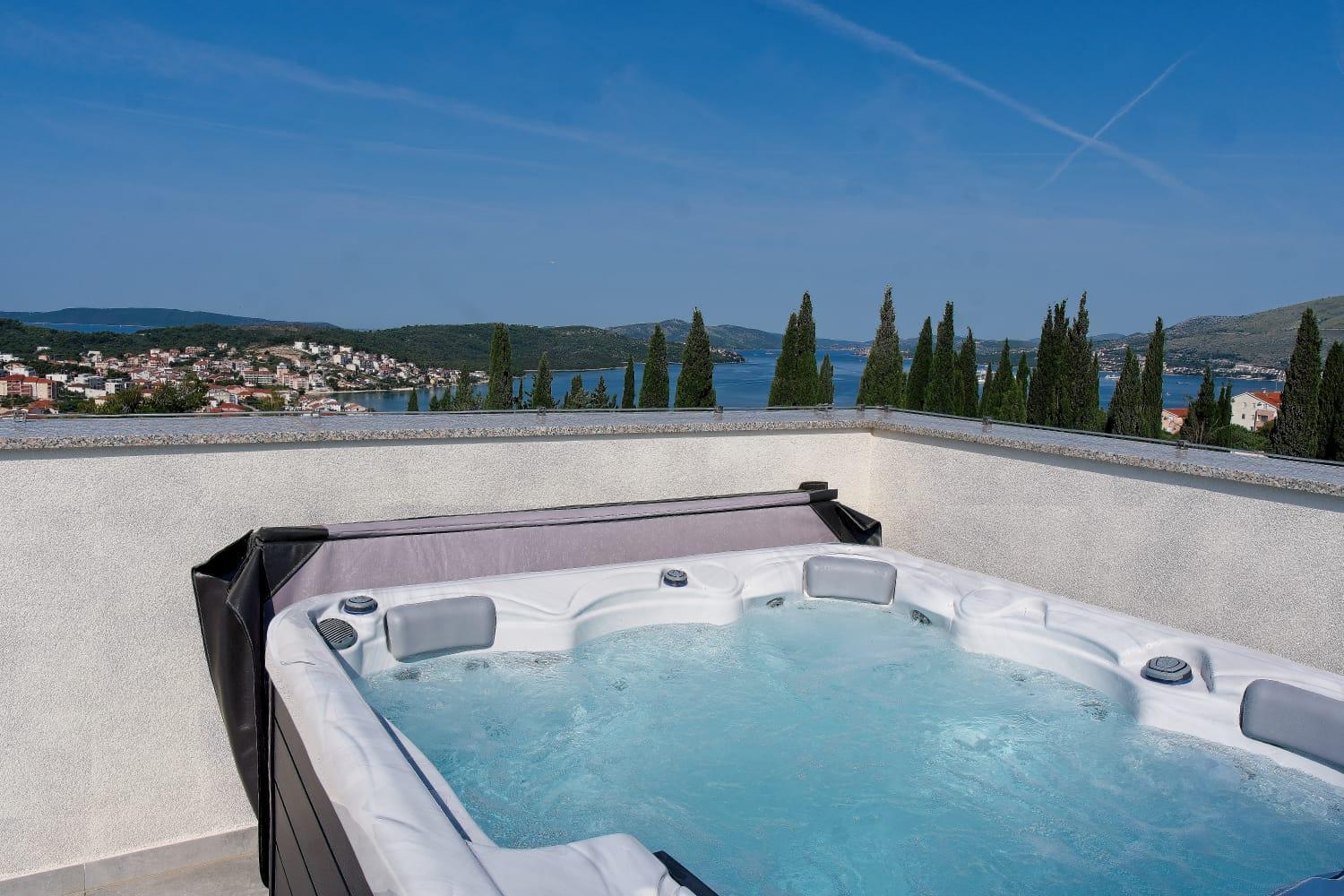 Ivano With Pool & Jacuzzi * Traù
