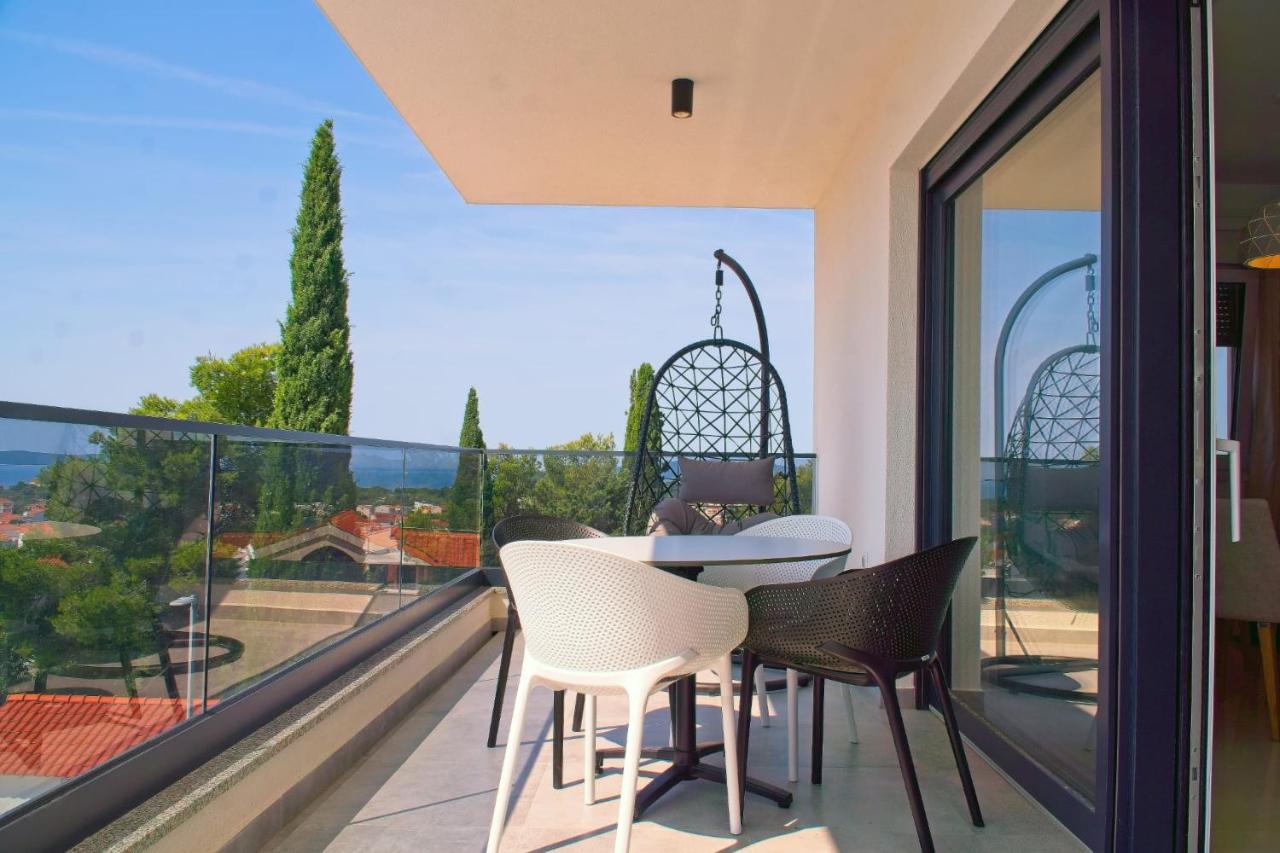 Apartment Ivano With Pool & Jacuzzi